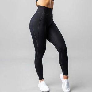 Alphalete Alphalux pocket Legging XXS